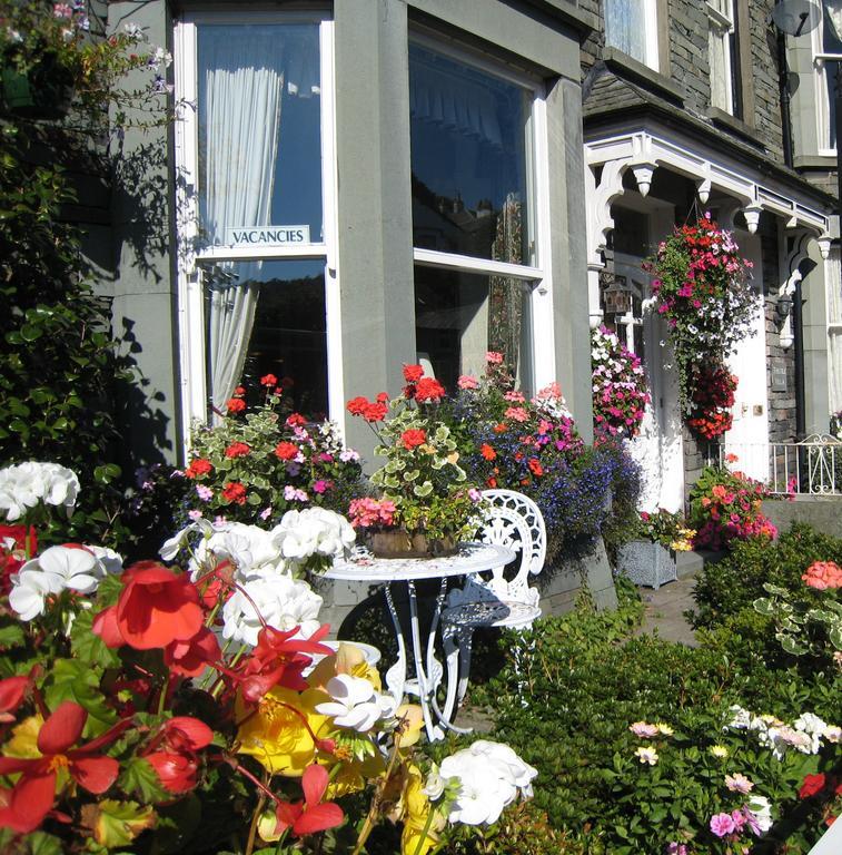 Wordsworths Guest House แอมเบิลไซด์ ภายนอก รูปภาพ