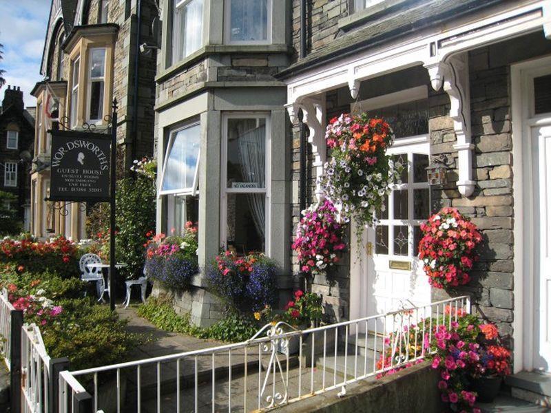 Wordsworths Guest House แอมเบิลไซด์ ภายนอก รูปภาพ