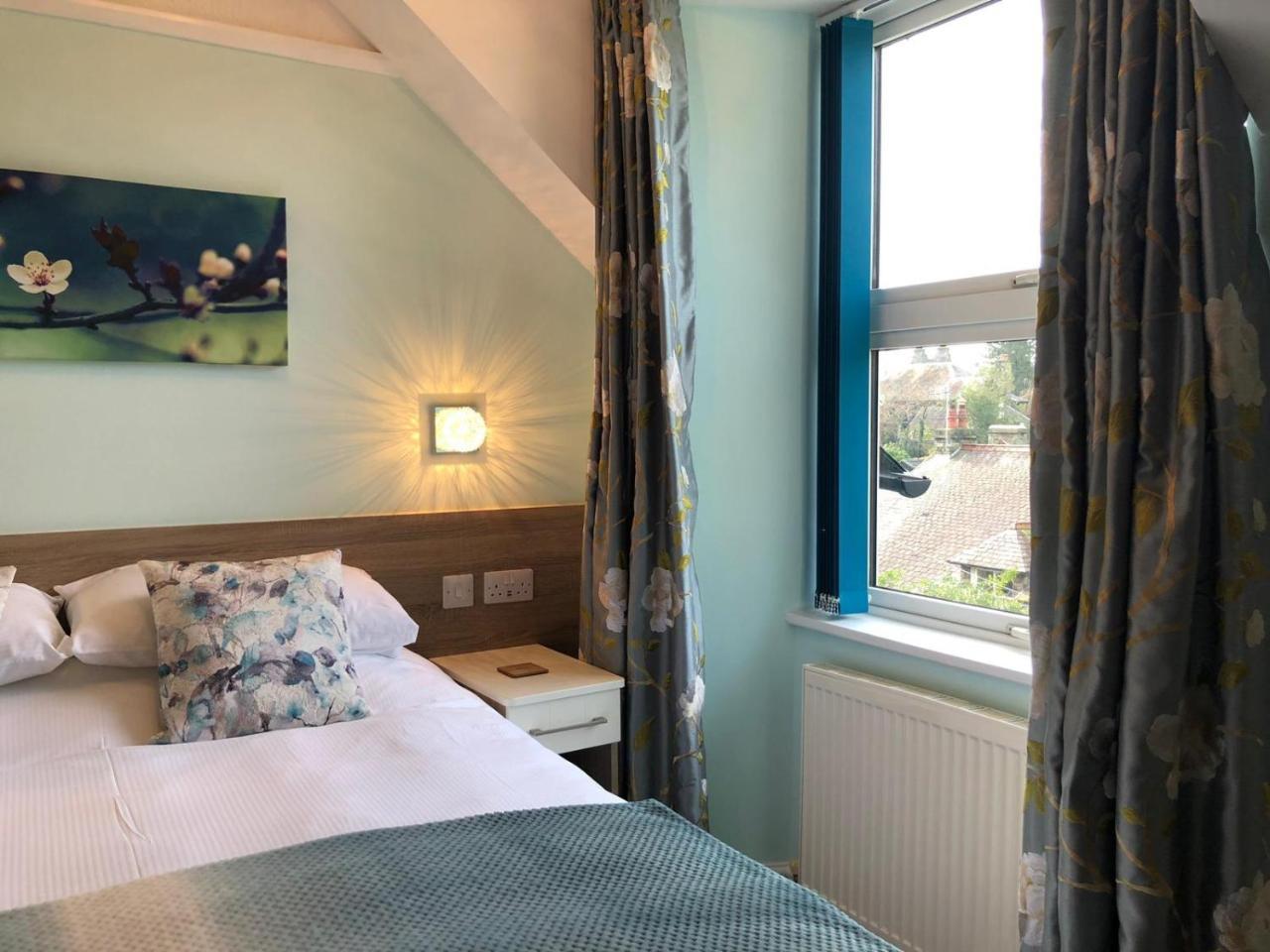Wordsworths Guest House แอมเบิลไซด์ ภายนอก รูปภาพ
